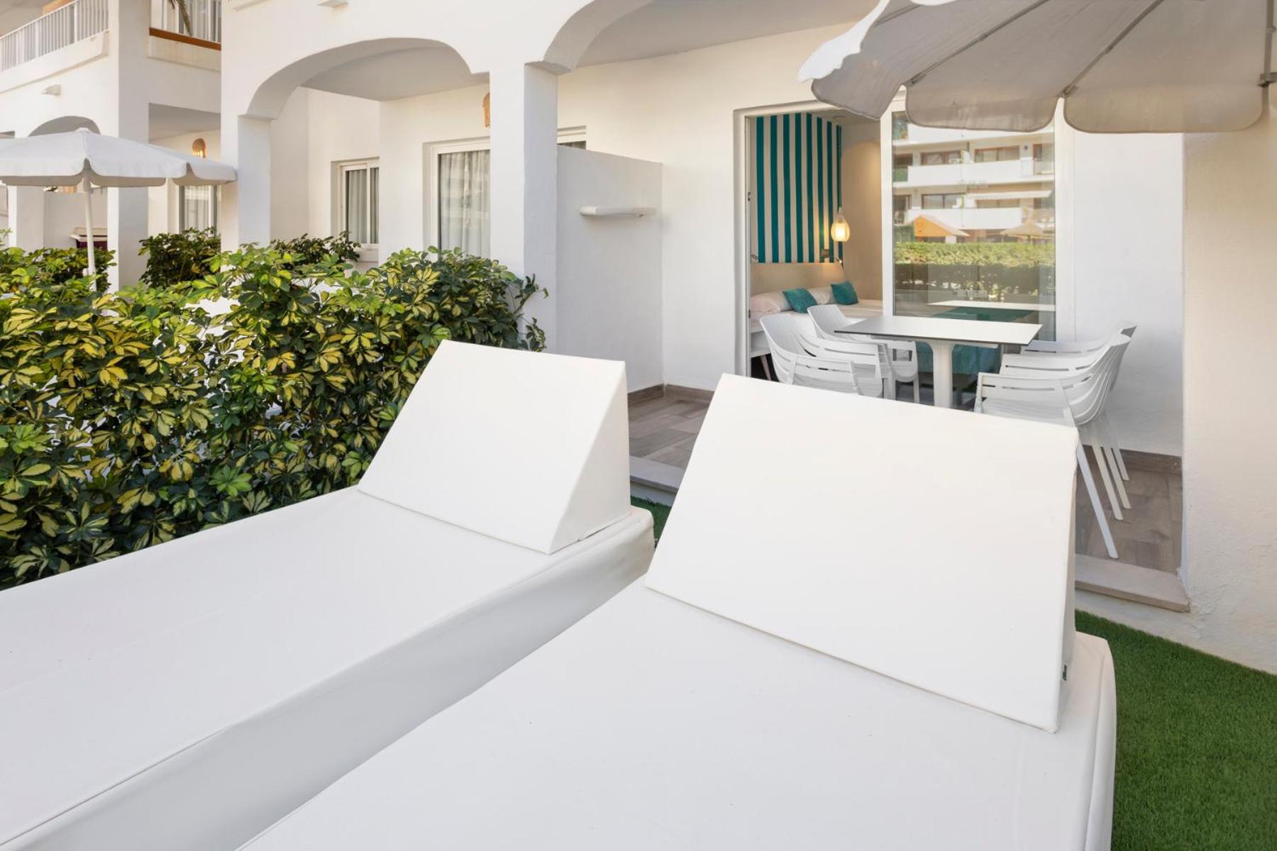 Alcudia Garden Aparthotel Port de Alcudia  Bagian luar foto